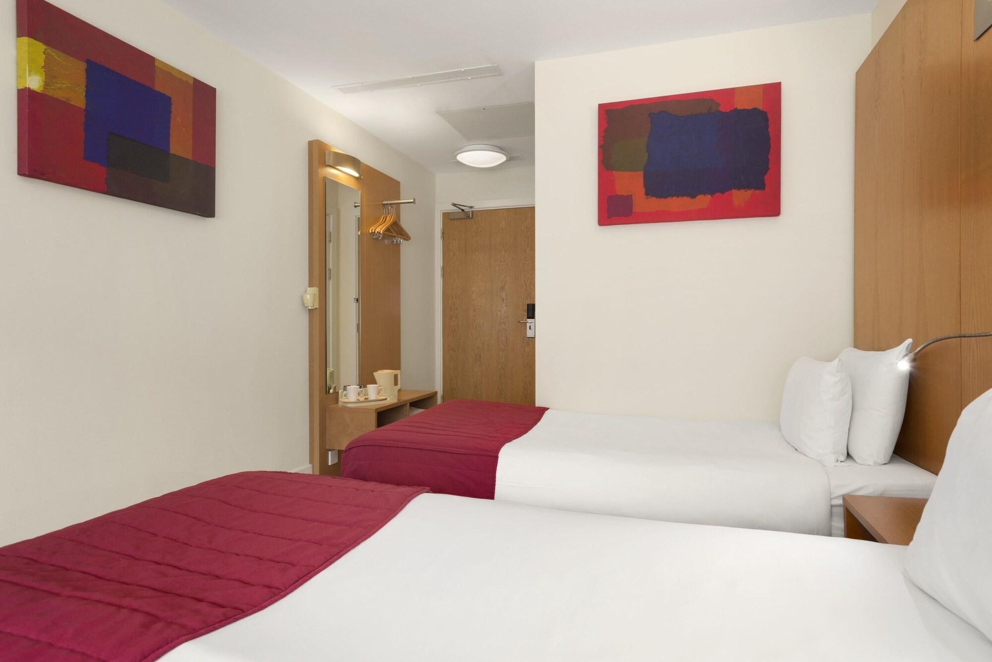 Ramada Encore Doncaster Exteriör bild