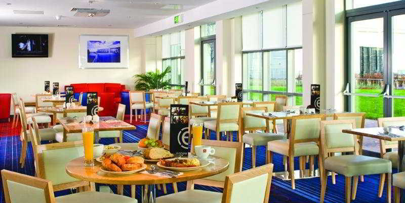 Ramada Encore Doncaster Exteriör bild